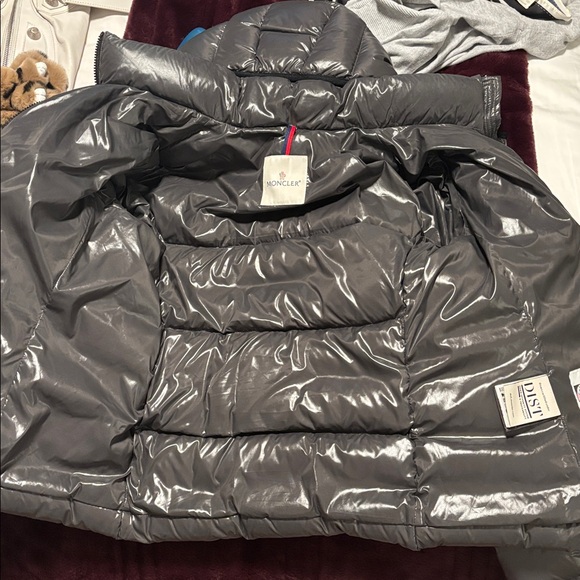 MONCLER gray jacket - Picture 4 of 4